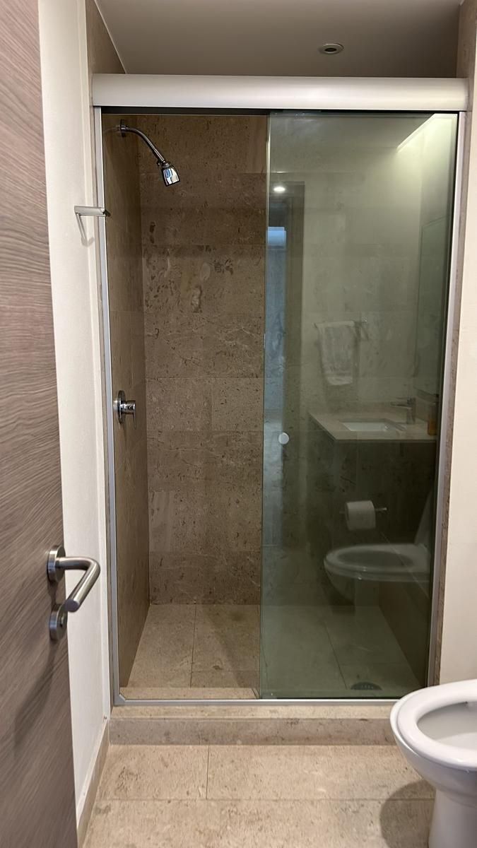 20, Avenida del Silencio, 001, Bosque Real, 52774 con 2 Recámaras, 3 Baños, 155 Metros Cuadrados y 2 Puestos de Estacionamiento 20, Avenida del Silencio, 001, Bosque Real, 52774 con 2 Recámaras, 3 Baños, 155 Metros Cuadrados y 2 Puestos de Estacionamiento